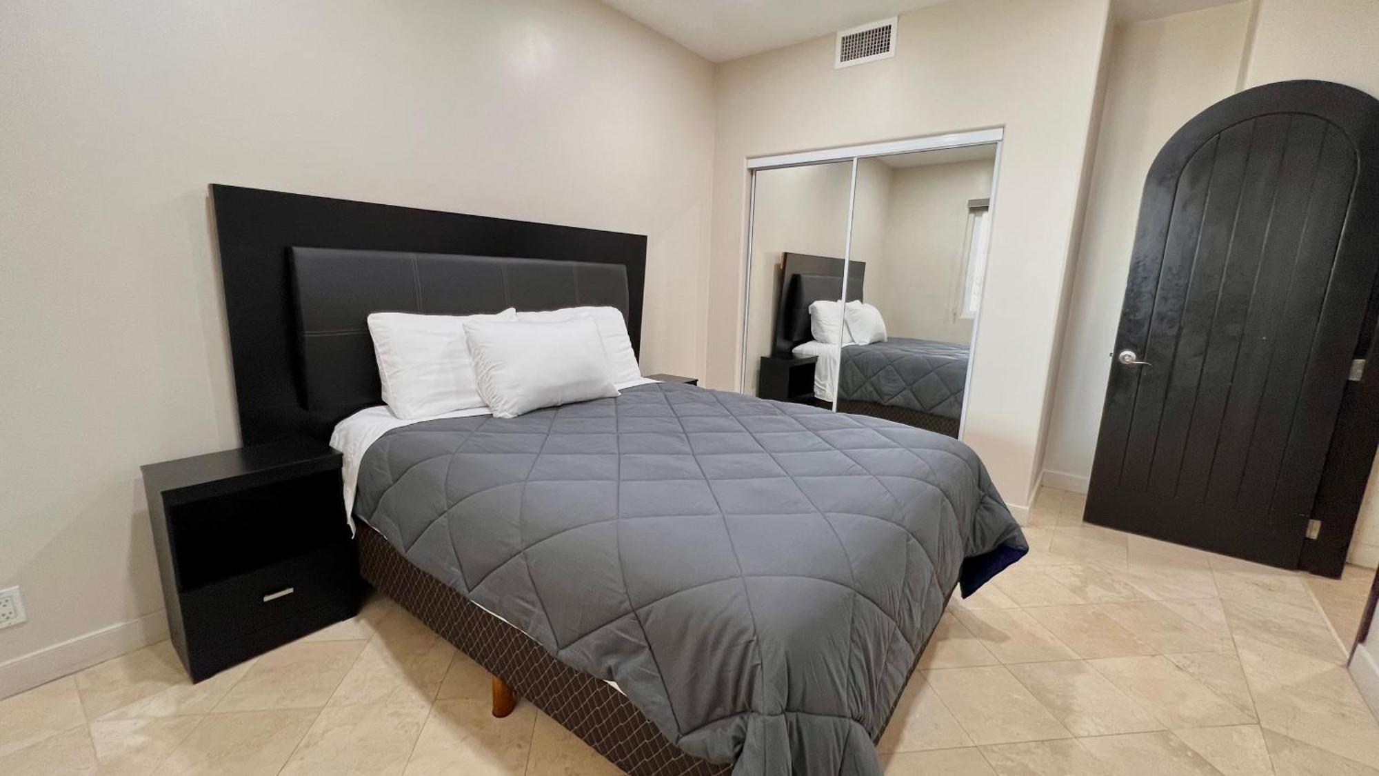 Beautiful Beach Front Condo Near Downtown Rosarito Exterior foto